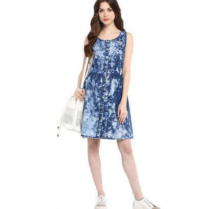 Women's Denim Tie &amp; Dye Sleeveless Above Knee Dress (Blue)