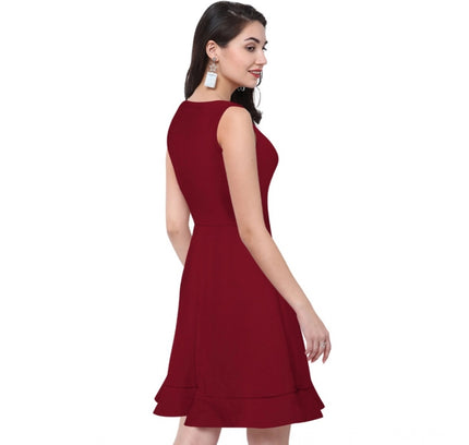 Women's Polyester Solid Round Neck Sleeveless Dress (Maroon)