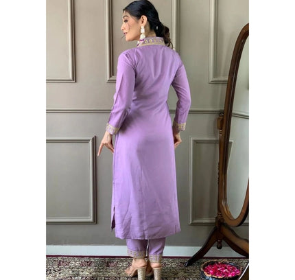 Women's Roman Silk Embroidery 3-4th Sleeve V-Neck Kurti With Pant Dupatta Set (Lavender)